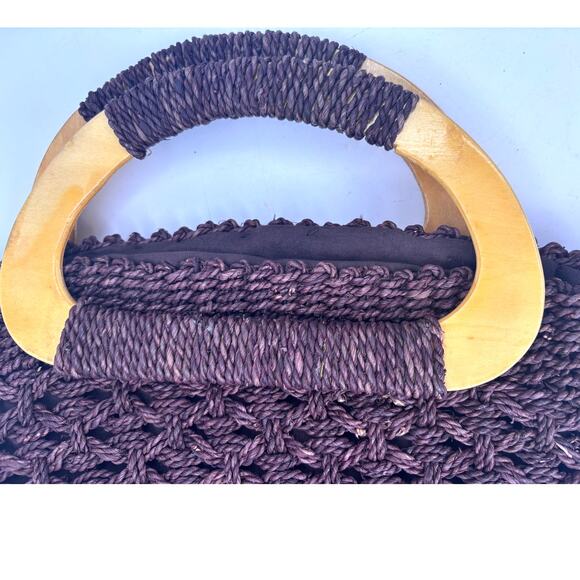 White Stag Straw Macrame Woven Handbag Dark Brown Wood Handles Boho 10" x 8" - Picture 4 of 12